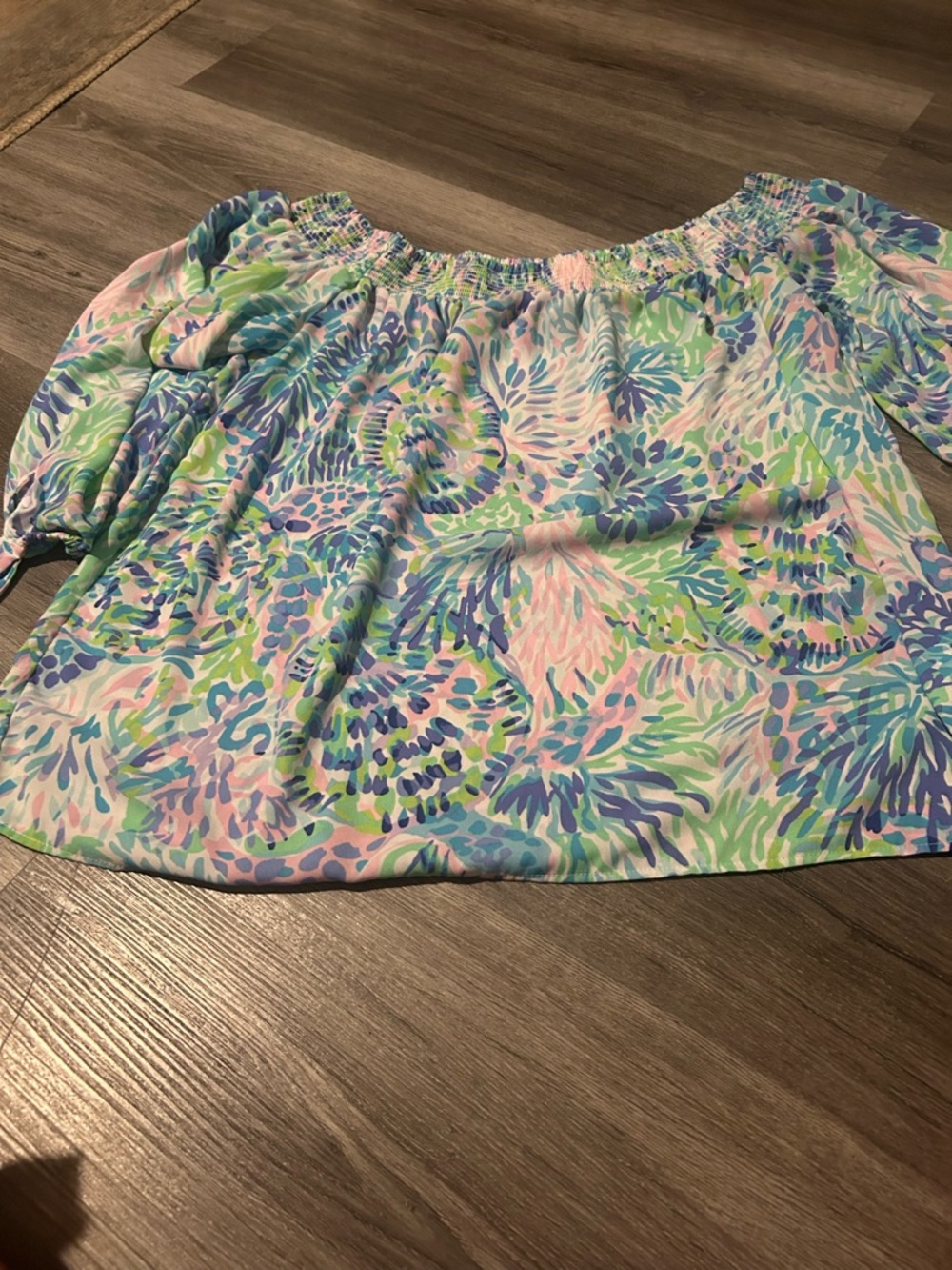 Off-Shoulder Floral Print Top in Pastel Blue, Pink & Green - Picture 4 of 7